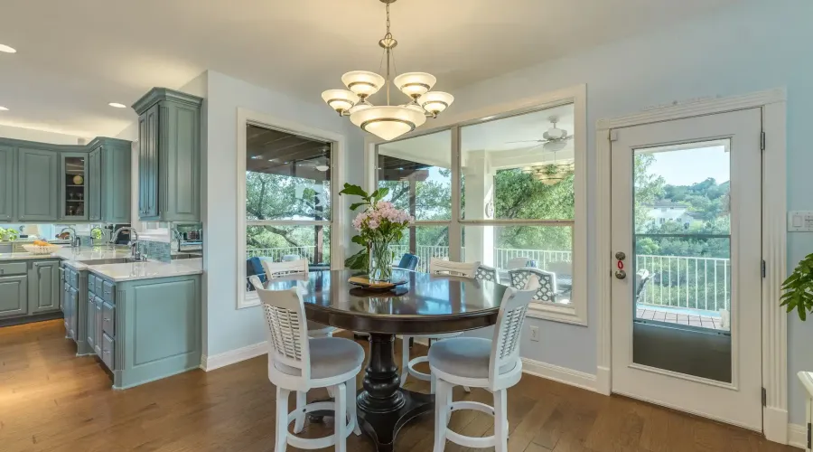 4315 Lago Viento, Austin, Texas, 78734, United States, 5 Bedrooms Bedrooms, ,4 BathroomsBathrooms,Residential,For Sale,Lago Viento,2,1899933