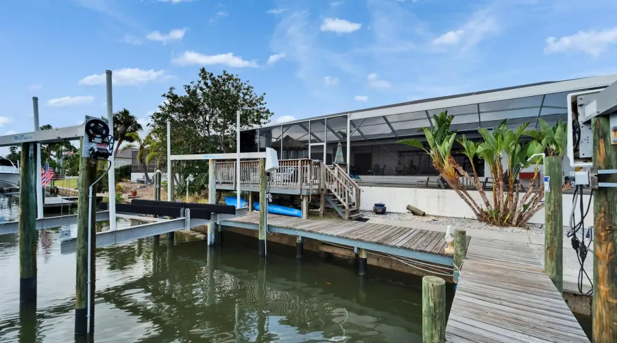 743 KINGSTON COURT, Apollo Beach, Florida, 33572, United States, 4 Bedrooms Bedrooms, 7 Rooms Rooms,2 BathroomsBathrooms,Waterfront,For Sale,KINGSTON COURT,1900416