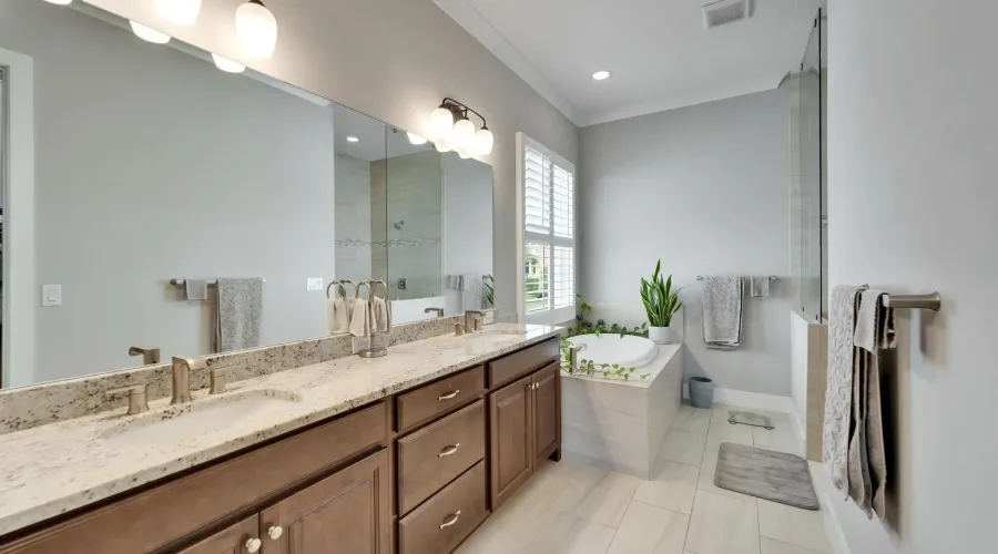 1308 ALHAMBRA DRIVE, Apollo Beach, Florida, 33572, United States, 4 Bedrooms Bedrooms, 9 Rooms Rooms,2 BathroomsBathrooms,Residential,For Sale,ALHAMBRA DRIVE,1900417