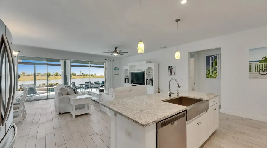 5814 SILVER SUN DRIVE, Apollo Beach, Florida, 33572, United States, 4 Bedrooms Bedrooms, 8 Rooms Rooms,3 BathroomsBathrooms,Residential,For Sale,SILVER SUN DRIVE,1900503