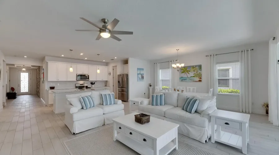 5814 SILVER SUN DRIVE, Apollo Beach, Florida, 33572, United States, 4 Bedrooms Bedrooms, 8 Rooms Rooms,3 BathroomsBathrooms,Residential,For Sale,SILVER SUN DRIVE,1900503
