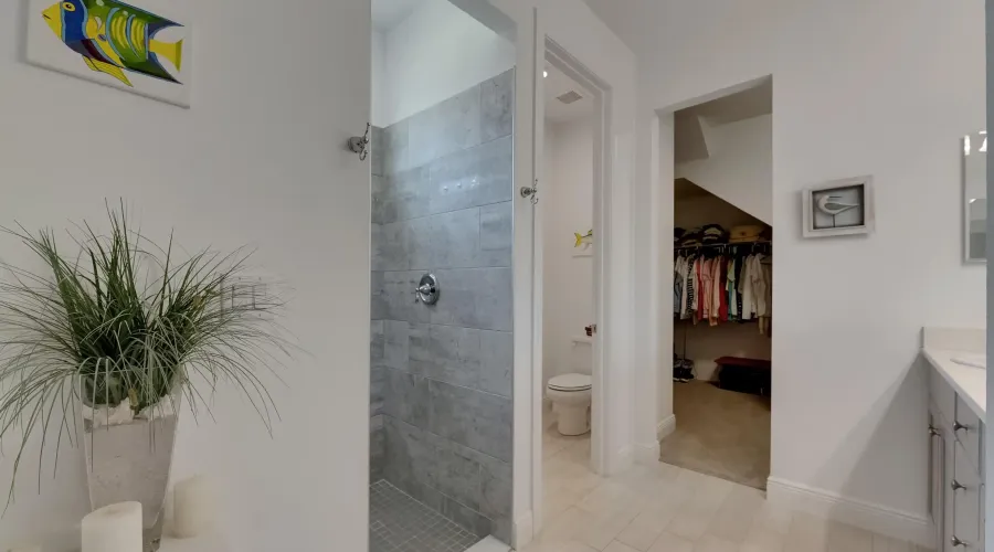 5814 SILVER SUN DRIVE, Apollo Beach, Florida, 33572, United States, 4 Bedrooms Bedrooms, 8 Rooms Rooms,3 BathroomsBathrooms,Residential,For Sale,SILVER SUN DRIVE,1900503