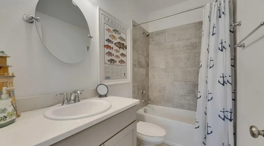 5814 SILVER SUN DRIVE, Apollo Beach, Florida, 33572, United States, 4 Bedrooms Bedrooms, 8 Rooms Rooms,3 BathroomsBathrooms,Residential,For Sale,SILVER SUN DRIVE,1900503