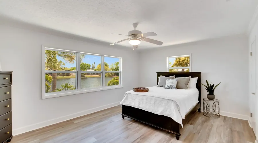 805 LEISEY CIRCLE, Ruskin, Florida, 33570, United States, 3 Bedrooms Bedrooms, 7 Rooms Rooms,2 BathroomsBathrooms,Waterfront,For Sale,LEISEY CIRCLE,1900504