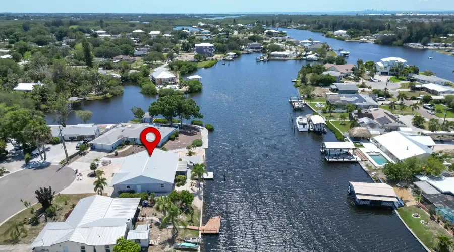 805 LEISEY CIRCLE, Ruskin, Florida, 33570, United States, 3 Bedrooms Bedrooms, 7 Rooms Rooms,2 BathroomsBathrooms,Waterfront,For Sale,LEISEY CIRCLE,1900504