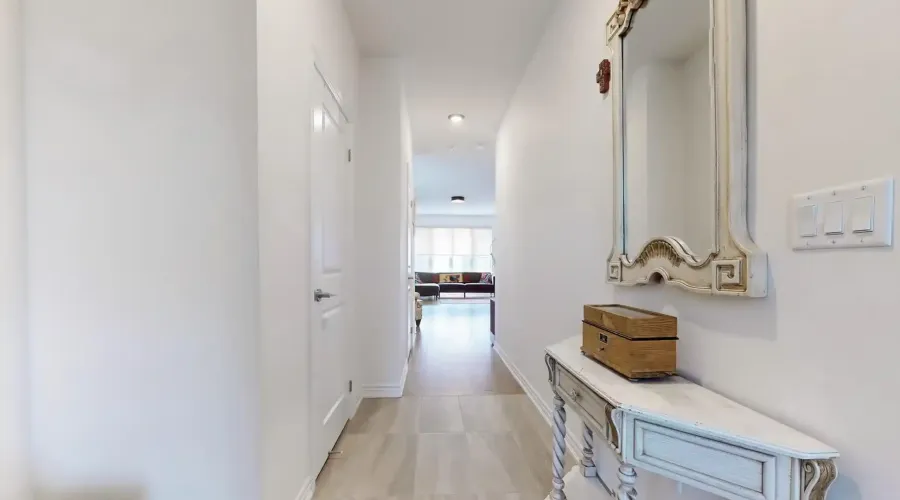 28 Gemini Dr, Barrie, Ontario, Canada, 4 Bedrooms Bedrooms, 8 Rooms Rooms,3 BathroomsBathrooms,Residential,For Sale,Gemini,1900507