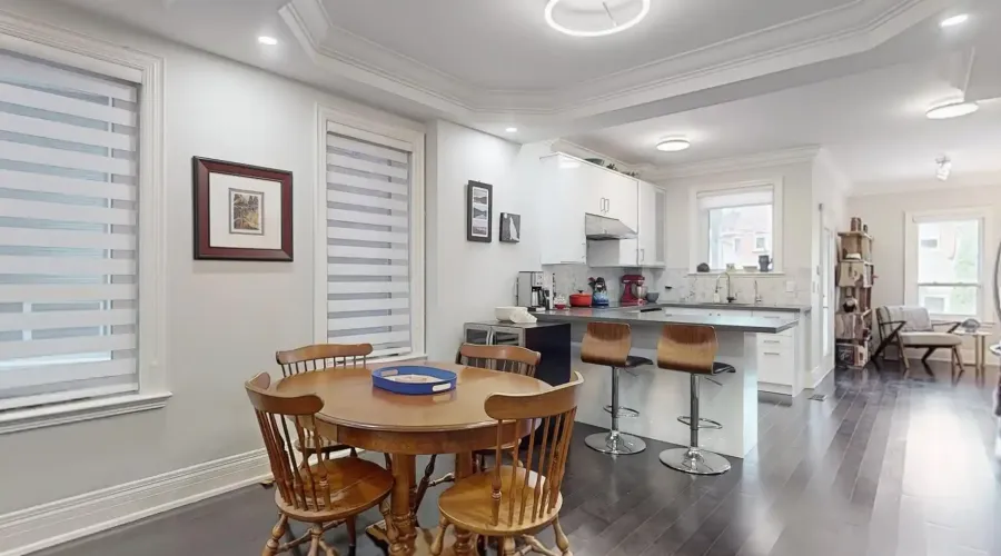 82 Russett Ave, Toronto, Ontario, Canada, 4 Bedrooms Bedrooms, 9 Rooms Rooms,4 BathroomsBathrooms,Residential,For Sale,Russett,1902915
