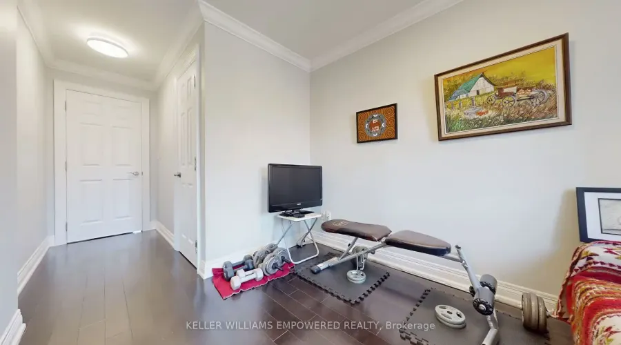 82 Russett Ave, Toronto, Ontario, Canada, 4 Bedrooms Bedrooms, 9 Rooms Rooms,4 BathroomsBathrooms,Residential,For Sale,Russett,1902915