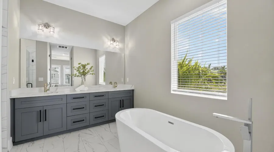 614 Pinckney Dr, Apollo Beach, Florida, 33572, United States, 4 Bedrooms Bedrooms, 7 Rooms Rooms,3 BathroomsBathrooms,Residential,For Sale,Pinckney Dr,1,1902916