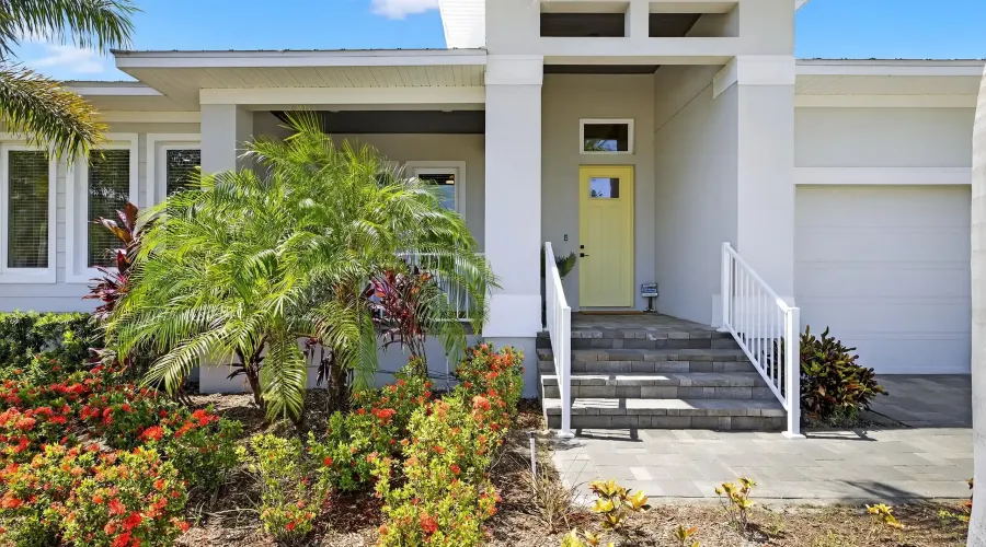 614 Pinckney Dr, Apollo Beach, Florida, 33572, United States, 4 Bedrooms Bedrooms, 7 Rooms Rooms,3 BathroomsBathrooms,Residential,For Sale,Pinckney Dr,1,1902916