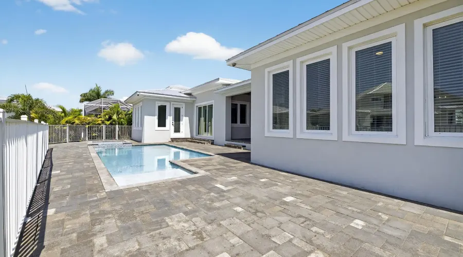 614 Pinckney Dr, Apollo Beach, Florida, 33572, United States, 4 Bedrooms Bedrooms, 7 Rooms Rooms,3 BathroomsBathrooms,Residential,For Sale,Pinckney Dr,1,1902916