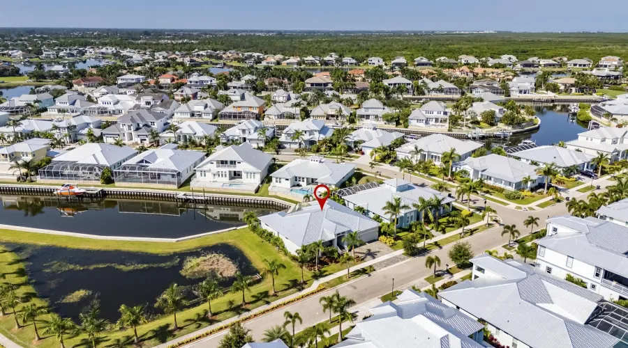614 Pinckney Dr, Apollo Beach, Florida, 33572, United States, 4 Bedrooms Bedrooms, 7 Rooms Rooms,3 BathroomsBathrooms,Residential,For Sale,Pinckney Dr,1,1902916