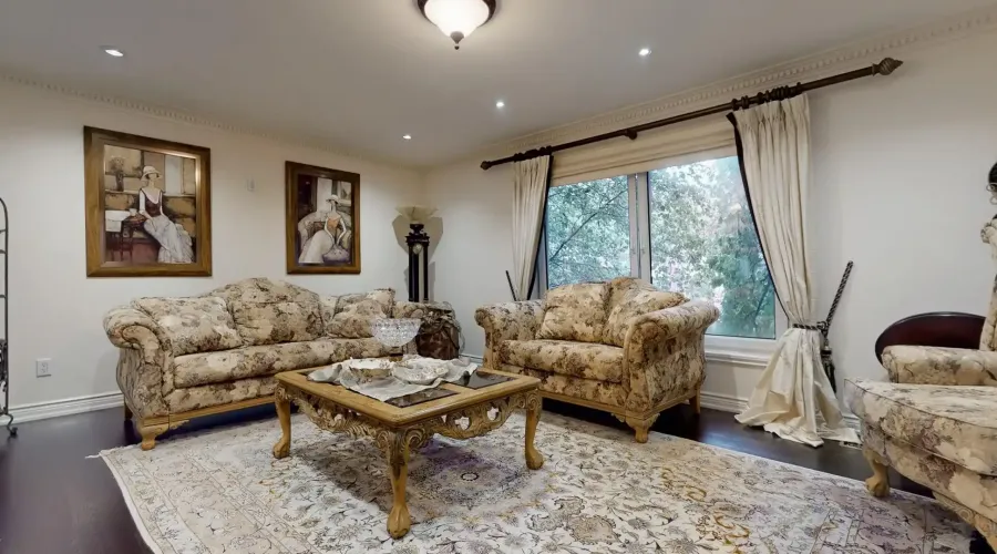 788 Woodland Acres Cres, Vaughan, Ontario, Canada, 4 Bedrooms Bedrooms, 14 Rooms Rooms,5 BathroomsBathrooms,Residential,Residential,Woodland Acres,1902959