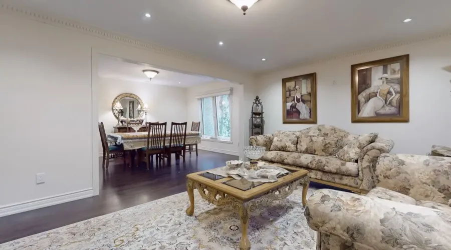 788 Woodland Acres Cres, Vaughan, Ontario, Canada, 4 Bedrooms Bedrooms, 14 Rooms Rooms,5 BathroomsBathrooms,Residential,Residential,Woodland Acres,1902959