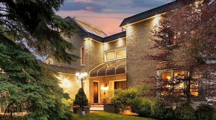 788 Woodland Acres Cres, Vaughan, Ontario, Canada, 4 Bedrooms Bedrooms, 14 Rooms Rooms,5 BathroomsBathrooms,Residential,Residential,Woodland Acres,1902959