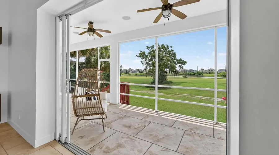 924 BUNKER VIEW DR, Apollo Beach, Florida, 33572, United States, 4 Bedrooms Bedrooms, 9 Rooms Rooms,3 BathroomsBathrooms,Residential,For Sale,BUNKER VIEW DR,1903238