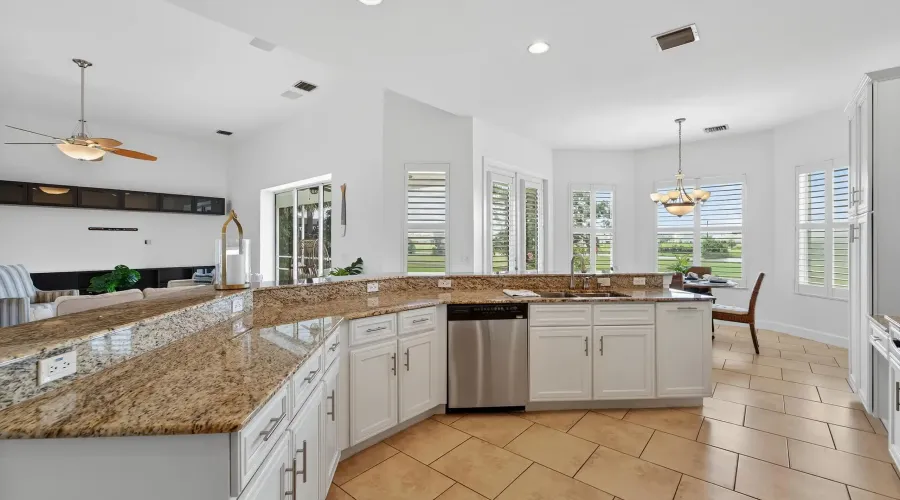 924 BUNKER VIEW DR, Apollo Beach, Florida, 33572, United States, 4 Bedrooms Bedrooms, 9 Rooms Rooms,3 BathroomsBathrooms,Residential,For Sale,BUNKER VIEW DR,1903238