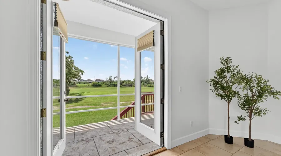 924 BUNKER VIEW DR, Apollo Beach, Florida, 33572, United States, 4 Bedrooms Bedrooms, 9 Rooms Rooms,3 BathroomsBathrooms,Residential,For Sale,BUNKER VIEW DR,1903238