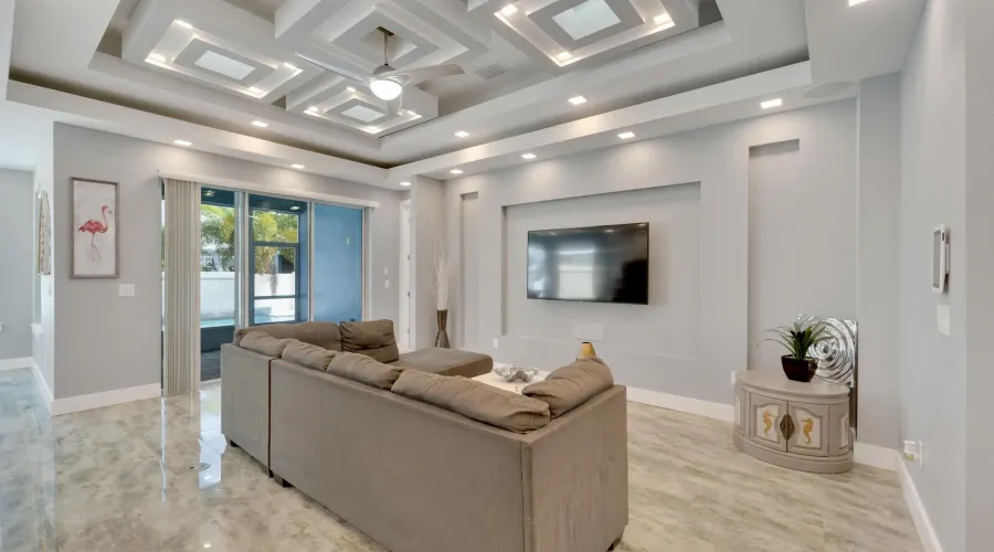 567 BIMINI BAY BOULEVARD, Apollo Beach, Florida, 33572, United States, 4 Bedrooms Bedrooms, 7 Rooms Rooms,3 BathroomsBathrooms,Residential,For Sale,BIMINI BAY BOULEVARD,1903239