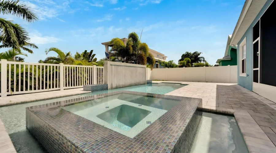 567 BIMINI BAY BOULEVARD, Apollo Beach, Florida, 33572, United States, 4 Bedrooms Bedrooms, 7 Rooms Rooms,3 BathroomsBathrooms,Residential,For Sale,BIMINI BAY BOULEVARD,1903239