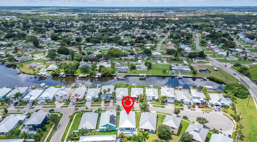 567 BIMINI BAY BOULEVARD, Apollo Beach, Florida, 33572, United States, 4 Bedrooms Bedrooms, 7 Rooms Rooms,3 BathroomsBathrooms,Residential,For Sale,BIMINI BAY BOULEVARD,1903239