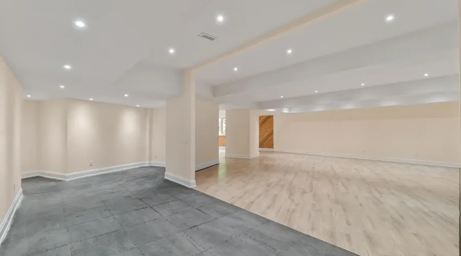 15 Glenview Heights Lane, King, Ontario, L3Y 4V9, Canada, 5 Bedrooms Bedrooms, ,7 BathroomsBathrooms,Residential,For Sale,1904166