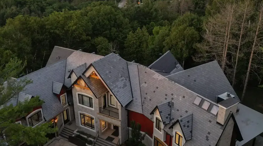 15 Glenview Heights Lane, King, Ontario, L3Y 4V9, Canada, 5 Bedrooms Bedrooms, ,7 BathroomsBathrooms,Residential,For Sale,1904166
