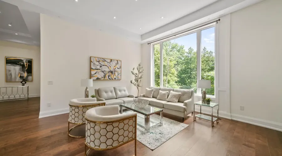 15 Glenview Heights Lane, King, Ontario, L3Y 4V9, Canada, 5 Bedrooms Bedrooms, ,7 BathroomsBathrooms,Residential,For Sale,1904166