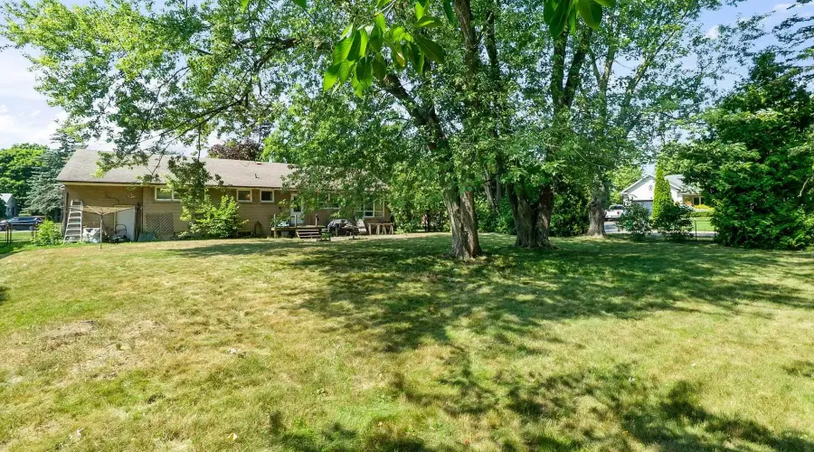 1491 Woodeden Drive, Mississauga, Ontario, L5H 2V1, Canada, 3 Bedrooms Bedrooms, ,2 BathroomsBathrooms,Residential,For Sale,1904194