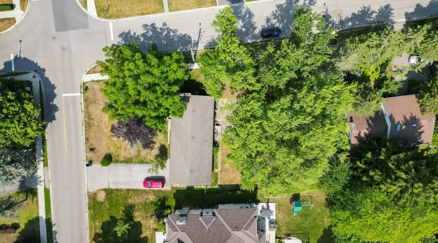 1491 Woodeden Drive, Mississauga, Ontario, L5H 2V1, Canada, 3 Bedrooms Bedrooms, ,2 BathroomsBathrooms,Residential,For Sale,1904194