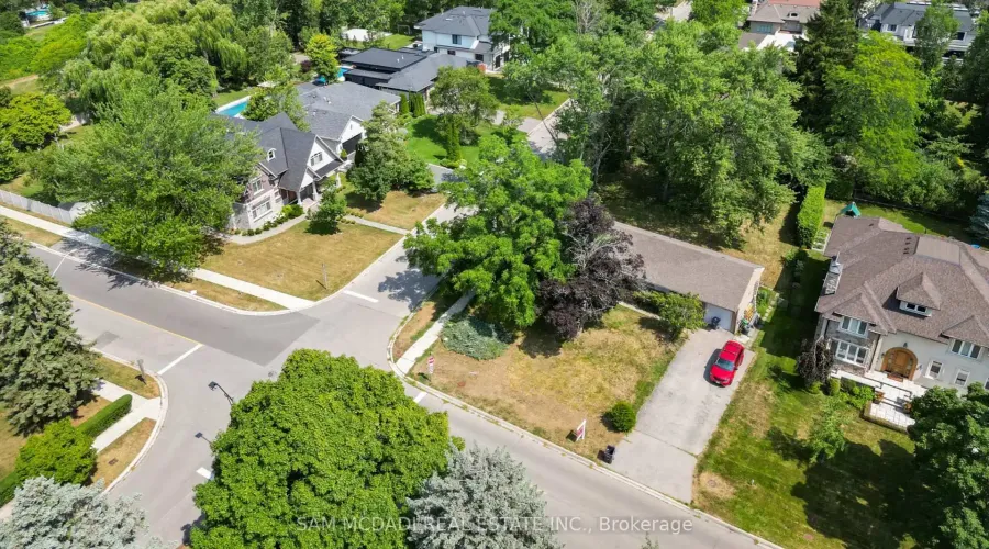1491 Woodeden Drive, Mississauga, Ontario, L5H 2V1, Canada, 3 Bedrooms Bedrooms, ,2 BathroomsBathrooms,Residential,For Sale,1904194