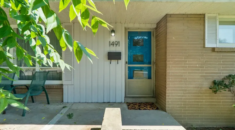 1491 Woodeden Drive, Mississauga, Ontario, L5H 2V1, Canada, 3 Bedrooms Bedrooms, ,2 BathroomsBathrooms,Residential,For Sale,1904194
