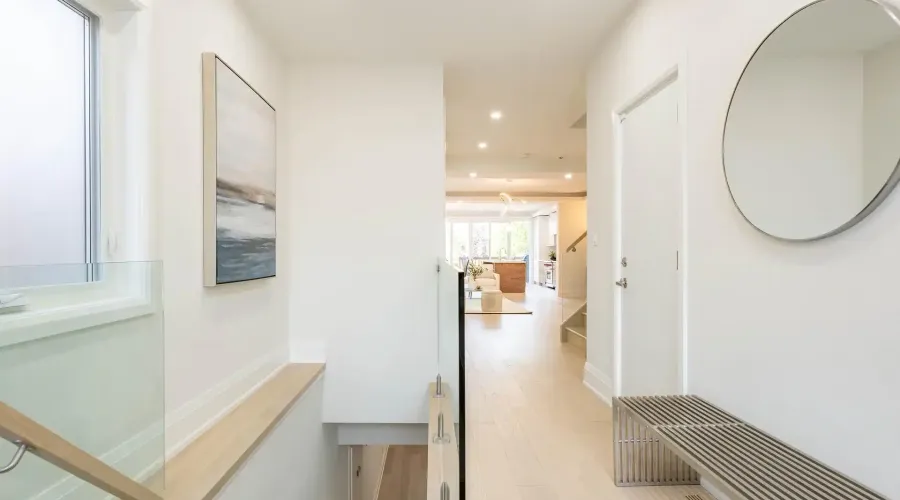 11B Maple Avenue N, Mississauga, Ontario, L5H 2R9, Canada, 4 Bedrooms Bedrooms, ,6 BathroomsBathrooms,Residential,For Sale,1904195