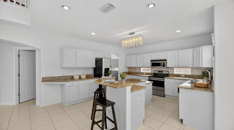 7711 NOTTINGHILL SKY DRIVE, Apollo Beach, Florida, 33572, United States, 4 Bedrooms Bedrooms, 10 Rooms Rooms,2 BathroomsBathrooms,Residential,For Sale,NOTTINGHILL SKY DRIVE,1904757
