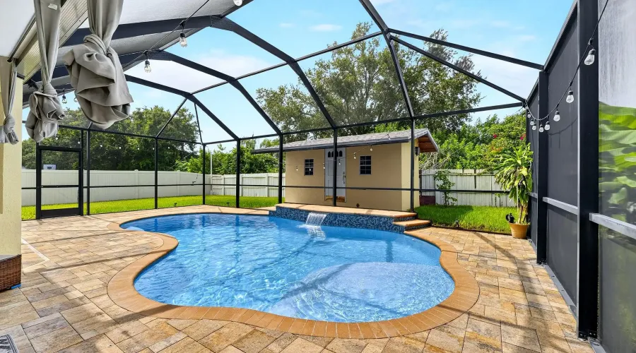 7711 NOTTINGHILL SKY DRIVE, Apollo Beach, Florida, 33572, United States, 4 Bedrooms Bedrooms, 10 Rooms Rooms,2 BathroomsBathrooms,Residential,For Sale,NOTTINGHILL SKY DRIVE,1904757