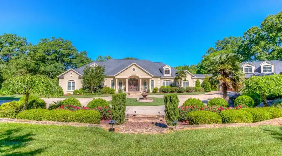 2547 Mcconnells Hwy,Rock HIll,North Carolina 29732,United States,4 Bedrooms Bedrooms,4 BathroomsBathrooms,Residential,Mcconnells Hwy,186438