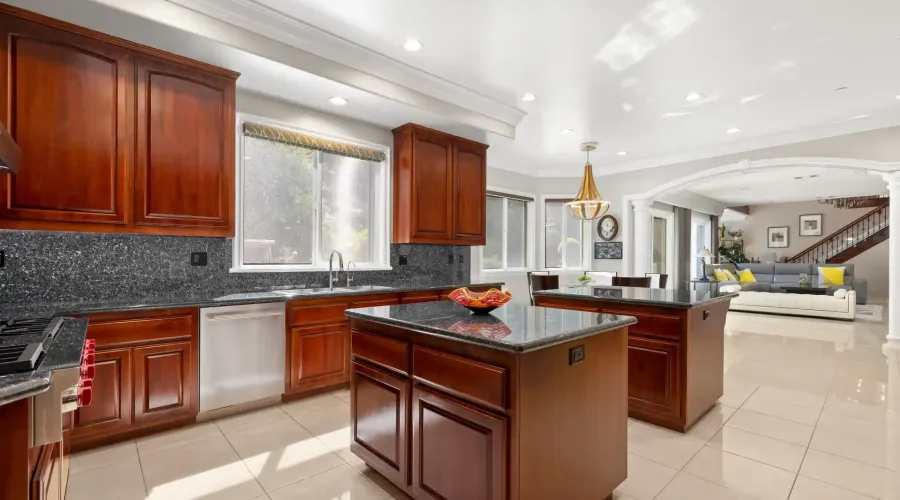 2855 Oak Knoll Drive, Diamond Bar, California, 91765, United States, 6 Bedrooms Bedrooms, ,8 BathroomsBathrooms,Residential,For Sale,Oak Knoll ,1905479