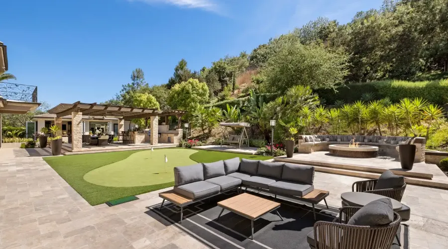 2855 Oak Knoll Drive, Diamond Bar, California, 91765, United States, 6 Bedrooms Bedrooms, ,8 BathroomsBathrooms,Residential,For Sale,Oak Knoll ,1905479
