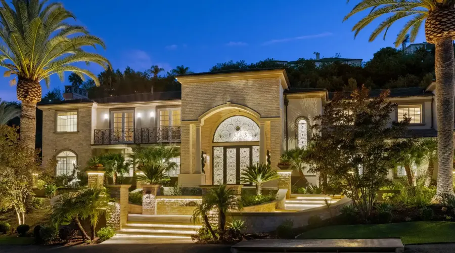 2855 Oak Knoll Drive, Diamond Bar, California, 91765, United States, 6 Bedrooms Bedrooms, ,8 BathroomsBathrooms,Residential,For Sale,Oak Knoll ,1905479