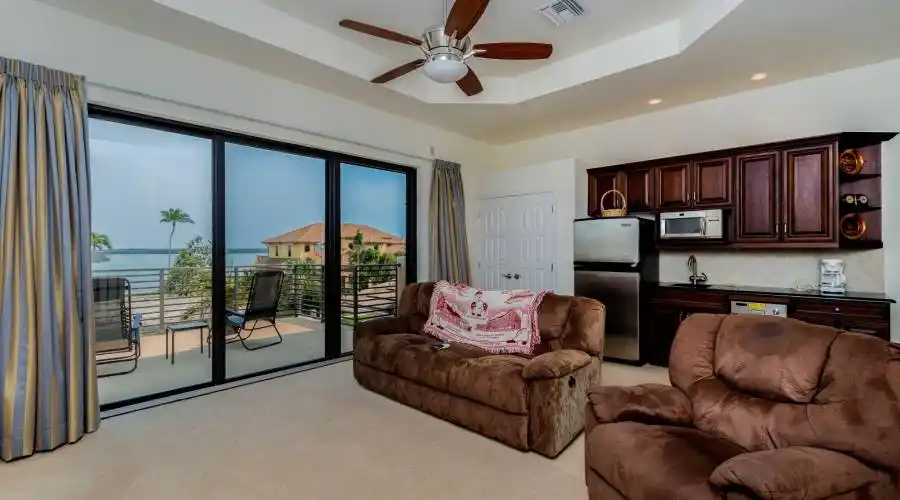 1458 Butterfield Ct.,Marco Island,Florida 34145,United States,4 Bedrooms Bedrooms,4 BathroomsBathrooms,Waterfront,Butterfield ,186577