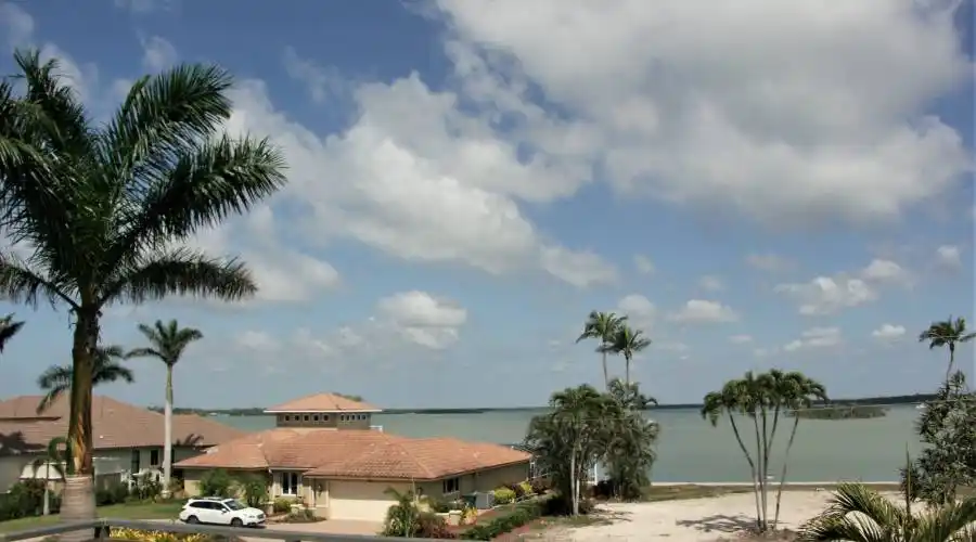 1458 Butterfield Ct.,Marco Island,Florida 34145,United States,4 Bedrooms Bedrooms,4 BathroomsBathrooms,Waterfront,Butterfield ,186577