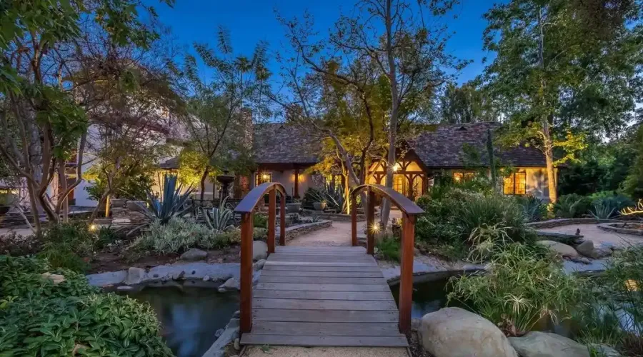 4750 Encino Ave, Encino, California, 91316, United States, 12 Bedrooms Bedrooms, ,17 BathroomsBathrooms,Residential,For Sale,Encino ,1908177