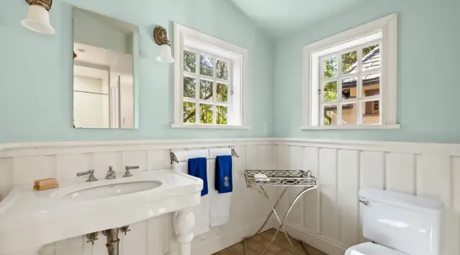 4750 Encino Ave, Encino, California, 91316, United States, 12 Bedrooms Bedrooms, ,17 BathroomsBathrooms,Residential,For Sale,Encino ,1908177