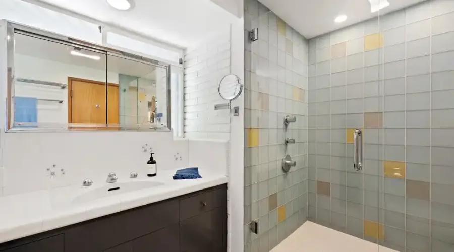 4750 Encino Ave, Encino, California, 91316, United States, 12 Bedrooms Bedrooms, ,17 BathroomsBathrooms,Residential,For Sale,Encino ,1908177