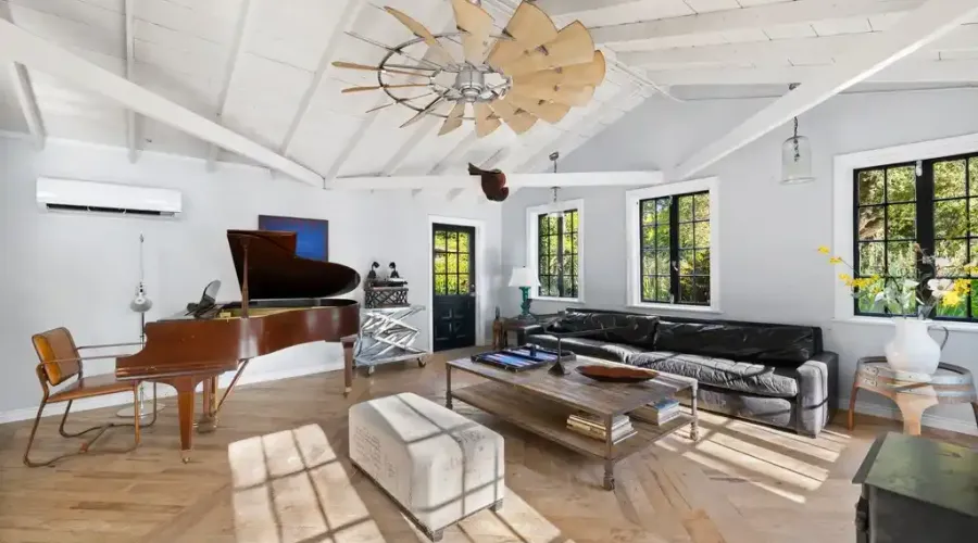 4750 Encino Ave, Encino, California, 91316, United States, 12 Bedrooms Bedrooms, ,17 BathroomsBathrooms,Residential,For Sale,Encino ,1908177