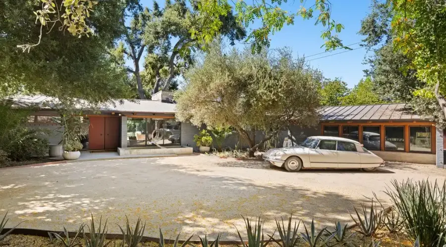 4750 Encino Ave, Encino, California, 91316, United States, 12 Bedrooms Bedrooms, ,17 BathroomsBathrooms,Residential,For Sale,Encino ,1908177