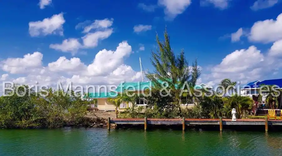 RG marina,Placencia Village,00000,Belize,2 Bedrooms Bedrooms,2 BathroomsBathrooms,Residential,RG marina ,186930