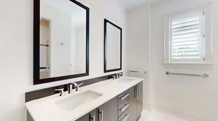 12 Macleod Estate Court, Richmond Hill, Ontario, Canada, 4 Bedrooms Bedrooms, 12 Rooms Rooms,8 BathroomsBathrooms,Residential,For Sale,Macleod Estate,1912611