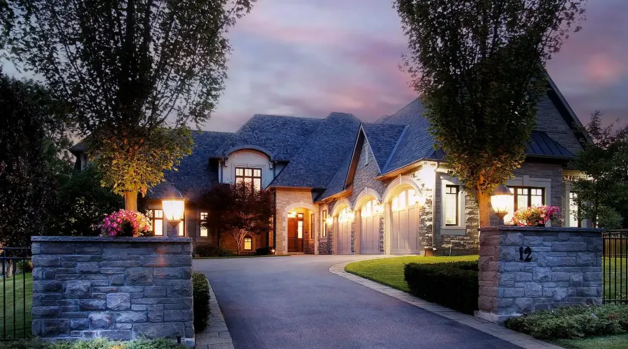 12 Macleod Estate Court, Richmond Hill, Ontario, Canada, 4 Bedrooms Bedrooms, 12 Rooms Rooms,8 BathroomsBathrooms,Residential,For Sale,Macleod Estate,1912611