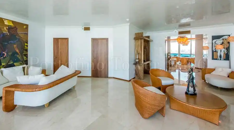 300 South Pointe Drive,Miami Beach,Florida 33139,United States,2 Bedrooms Bedrooms,2 BathroomsBathrooms,Residential,300 South Pointe Drive,187220